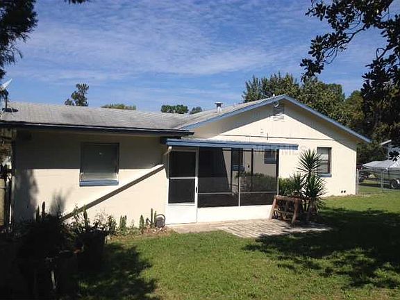 4th image of 11 Aster Dr