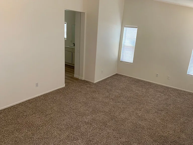 102 Goldenrod Ave — Photo 29