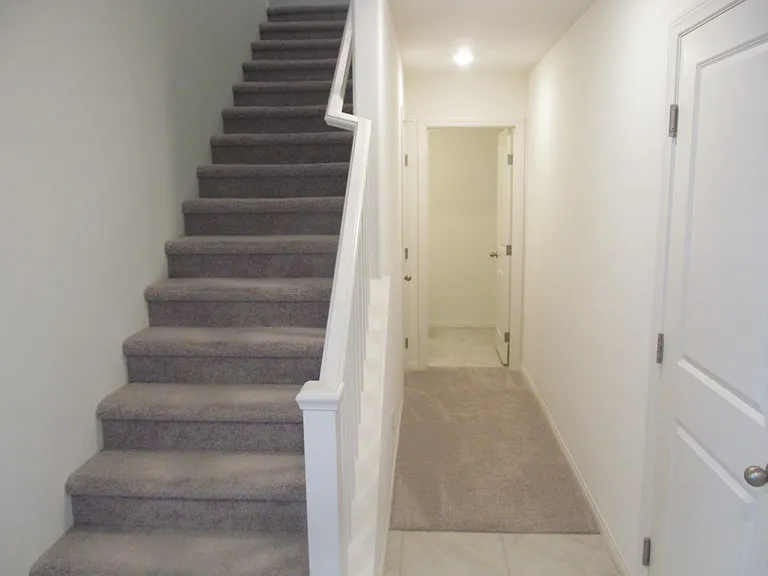 8110 Oakwood Bend Ave — Photo 12