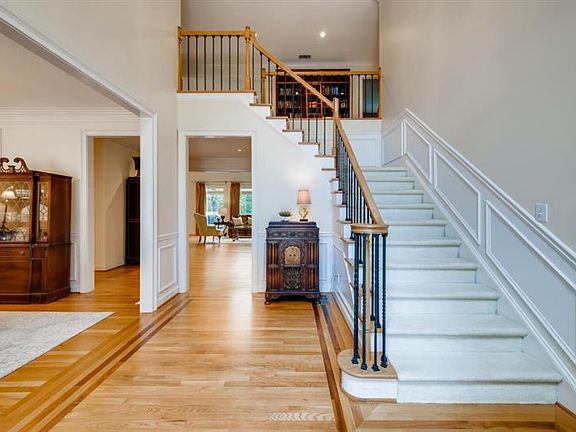 2nd image of 8690 River Bluff Ln