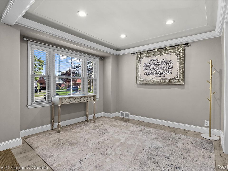 6233 Oakman Blvd, photo 8
