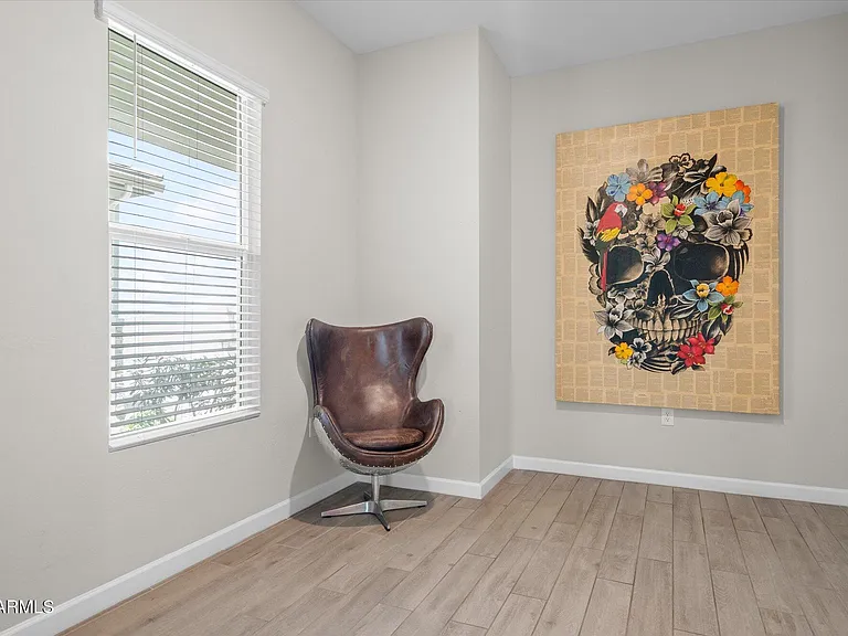 5041 E Woodridge Dr — Photo 6