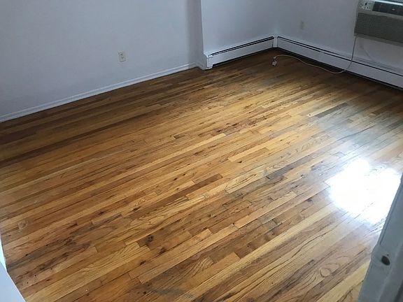 2nd image of 3617 29th St Floor 1