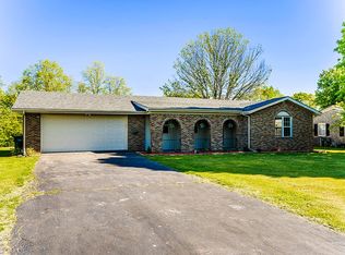 310 Angel Rd, Berea, KY 40403