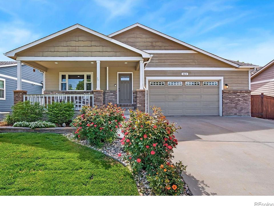 1st image of 565 Pyramid Peak Street
