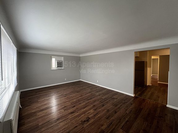 5th image of 4594 Hamilton Ave #1