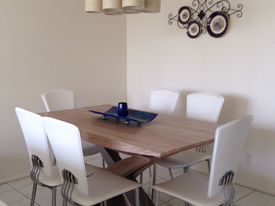 1st image of 3101 N Country Club Dr APT 404