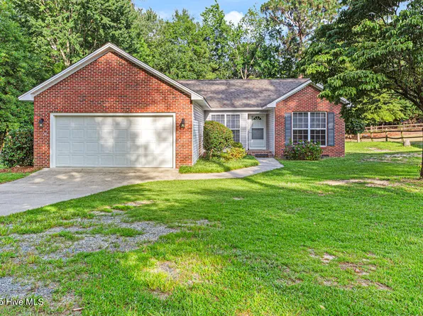107 Sandspur Lane, West End, NC 27376