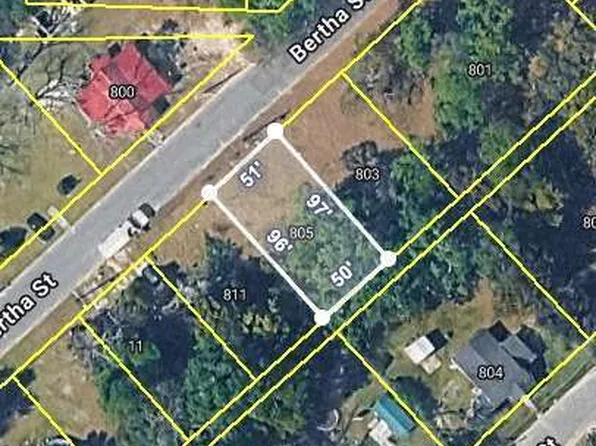 805 Bertha St, Waycross, GA 31503