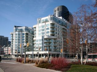 600 Queens Quay W #328, Toronto, ON M5V3M3