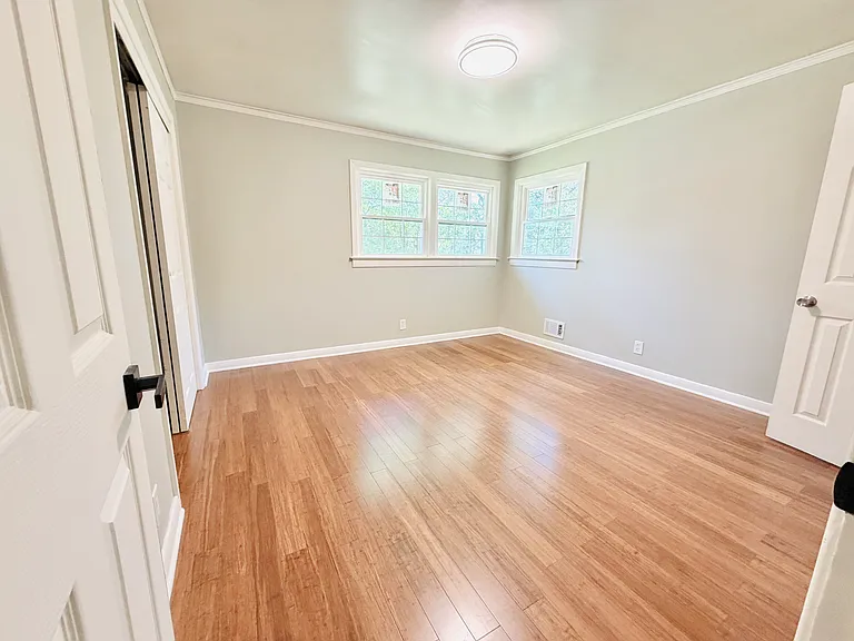 836 Delverton Rd — Photo 17