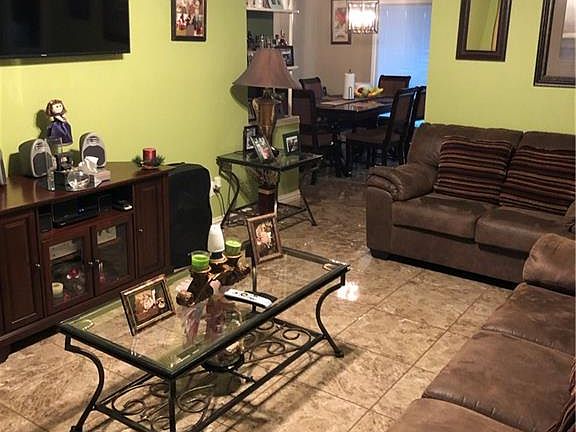 3rd image of 10727 Dunaway Dr