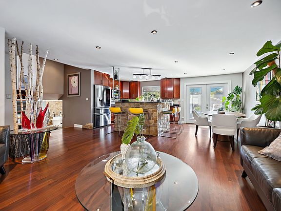 5th image of 185 Braintree Dr