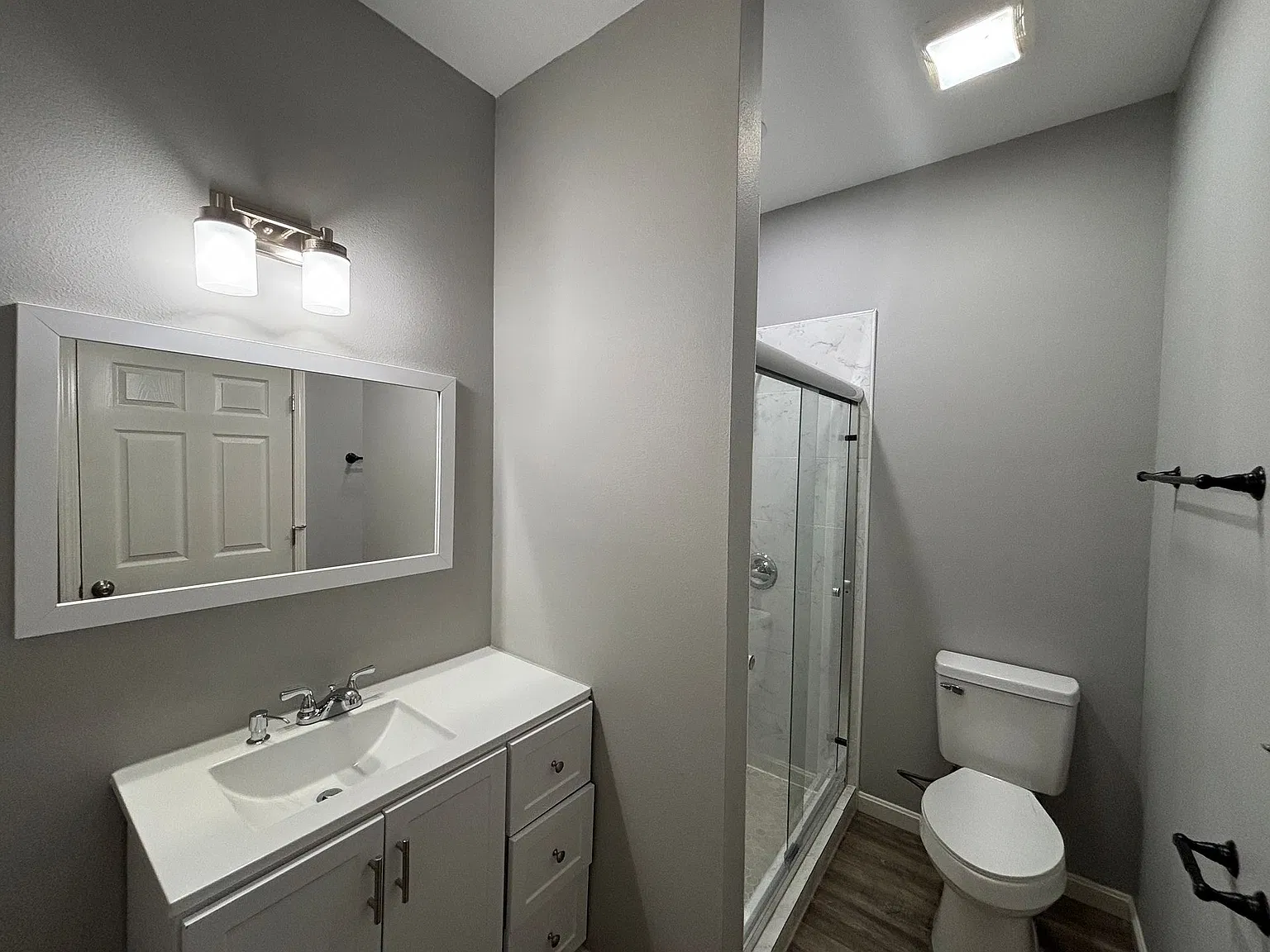 108 Deer Run Dr — Photo 2