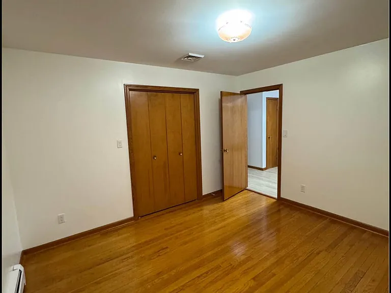4916 Oak Park Dr — Photo 8