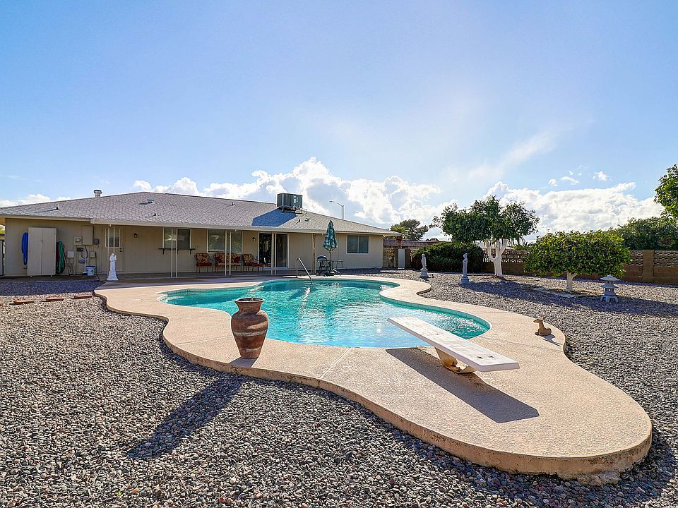 1st image of 10638 W Manzanita Dr