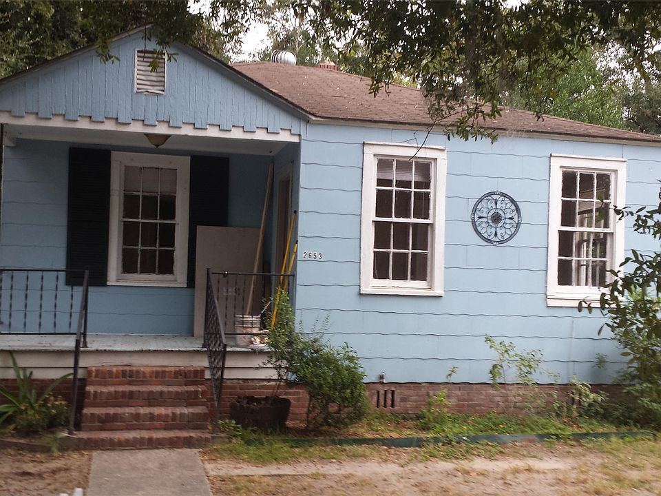 2653 Harvey Ave, 3 bedrooms 1.5 bathrooms