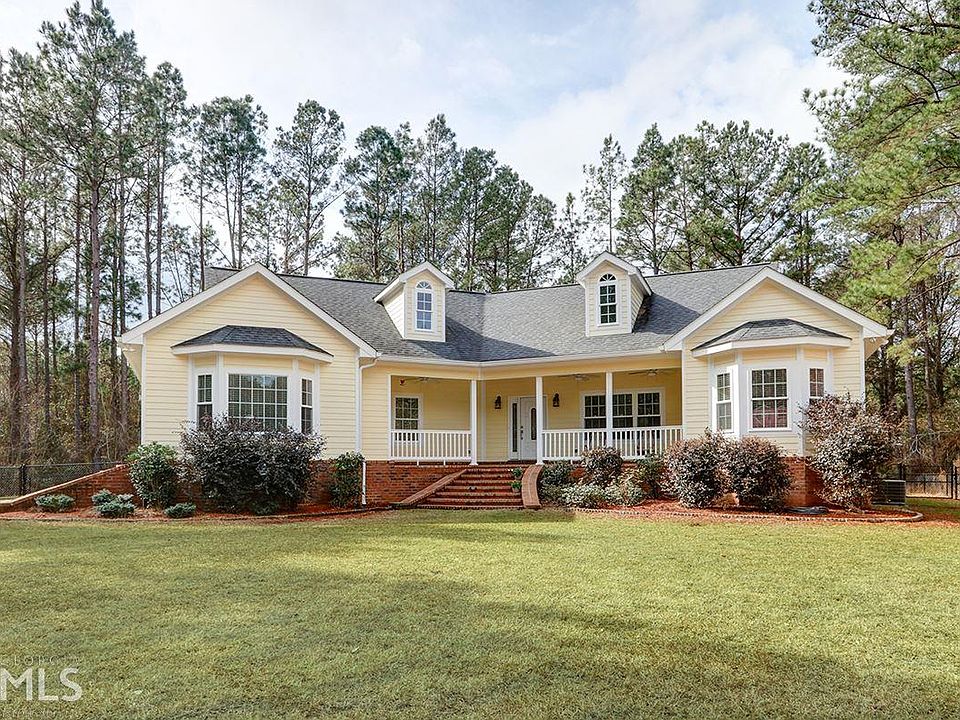 1st image of 309 English Acres Dr