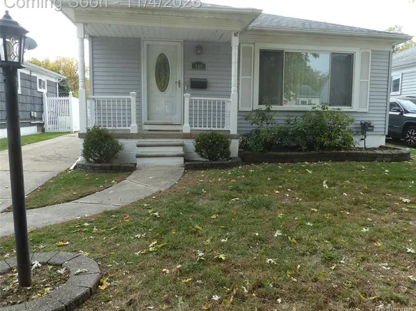 706 Dewey St, Royal Oak, MI 48067