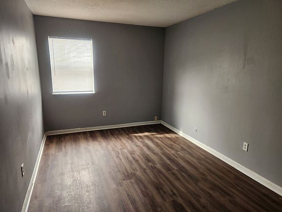 5th image of 1435 N Columbus St APT B23