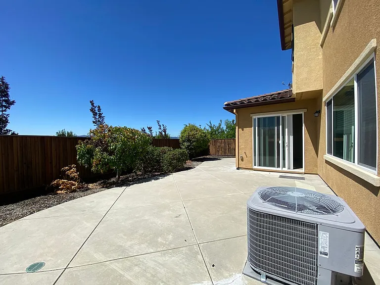 2600 Whitehorse Way — Photo 25