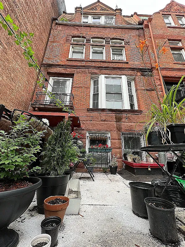 1063 Bergan Street — Photo 4
