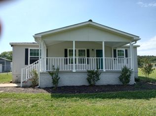 209 Pond Ave, Clayton, NC 27527