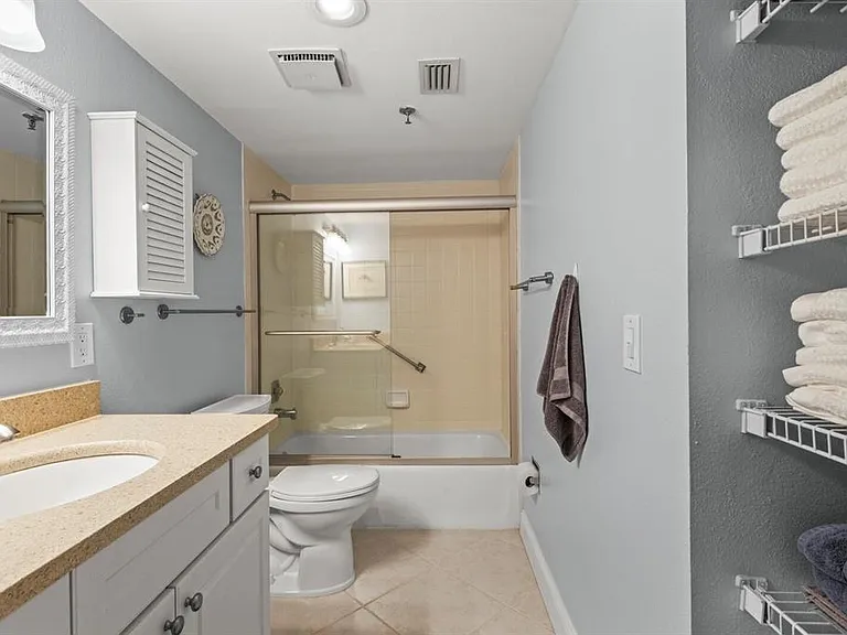 1001 Benjamin Franklin Dr #512 — Photo 20