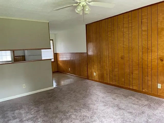 2 bed, 900 sqft, $900 — Photo 3