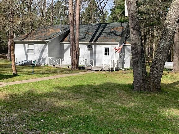 3rd image of 1120 N Lorenz Rd