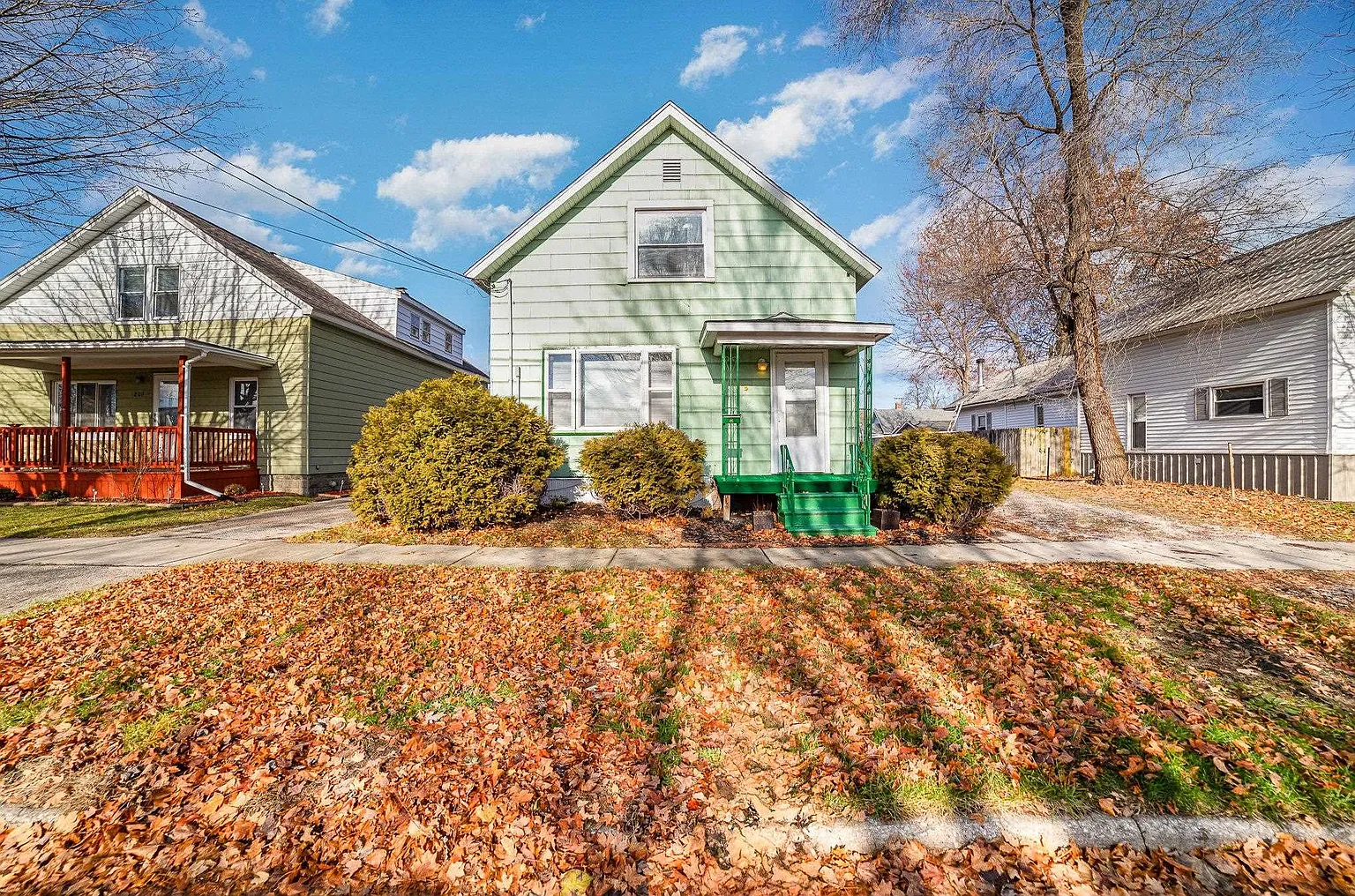 205 Spruce St photo 1