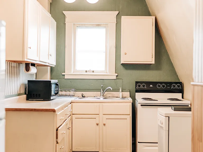 706 South St #2 — Photo 3