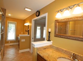 10005 Sycamore Rd, Raleigh, NC 27613