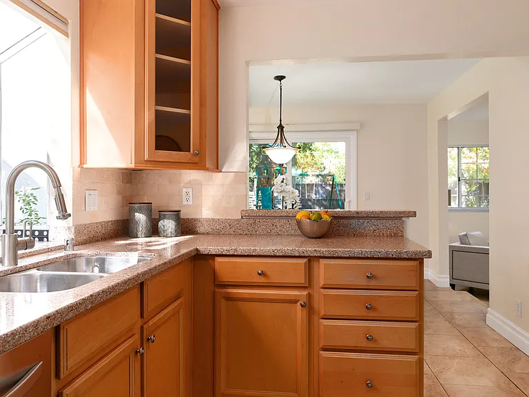 4345 Willow Glen St — Photo 39