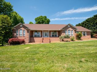 2415 Carpenters Grade Rd, Maryville, TN 37803