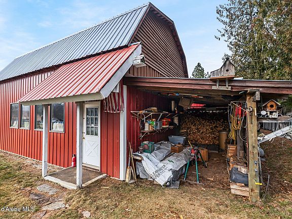 4th image of Nka N Riley Creek Rd