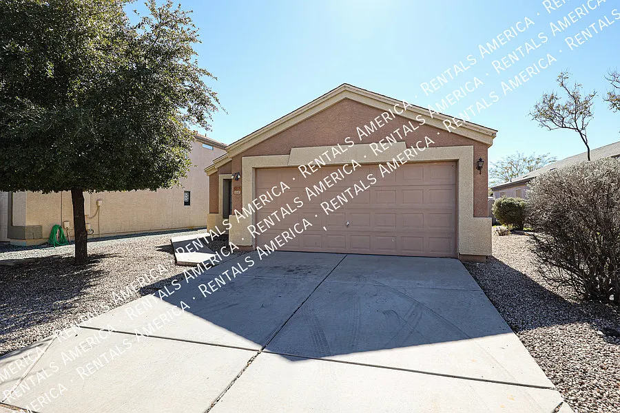 6817 E Quiet Retreat