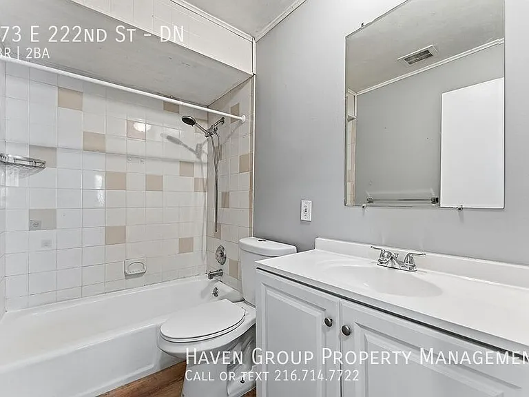 473 E 222nd St #DN — Photo 17