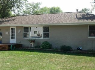 616 W Spring St, New Hampton, IA 50659