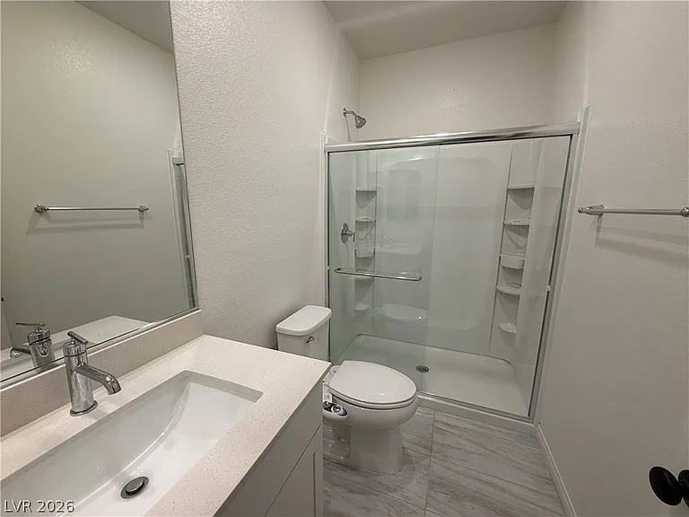8030 Minavalle Ave — Photo 12