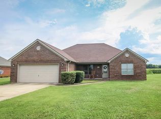 1230 Morton Ln, Lewisport, KY 42351
