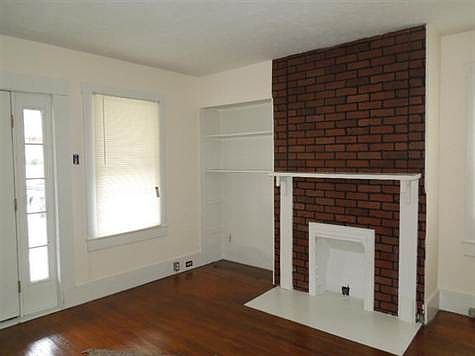 3rd image of 35 Johnson Ave