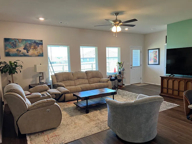 2960 W McLaren Dr — Photo 4