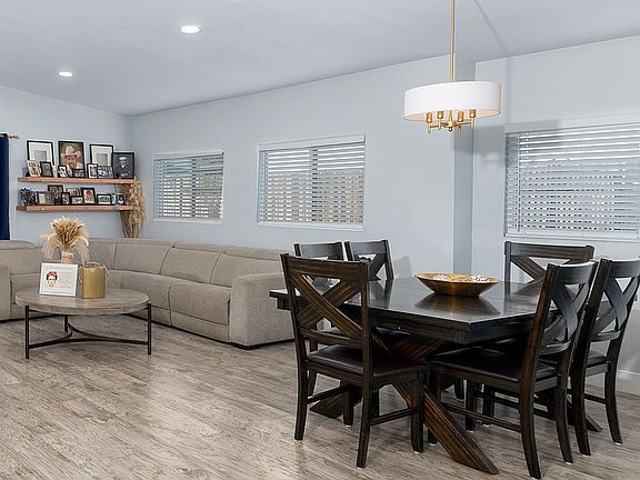 3rd image of 9272 Kiwi Ave