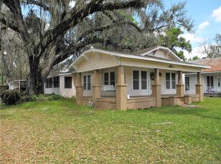 222 W Noble Ave, Bushnell, FL 33513