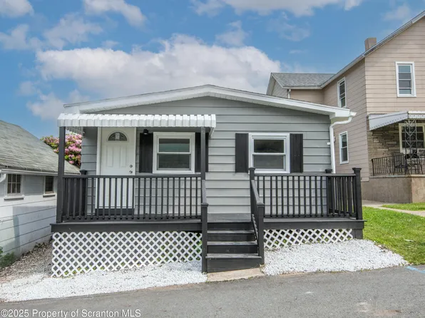 98 Rose Ln, Old Forge, PA 18518