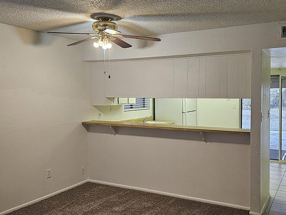 3rd image of 683 W CALLE TUBERIA --
