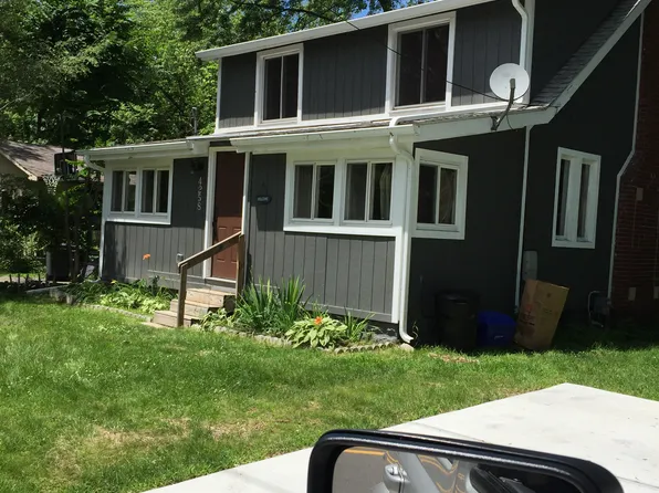 4258 Green Lake Rd, West Bloomfield, MI 48323