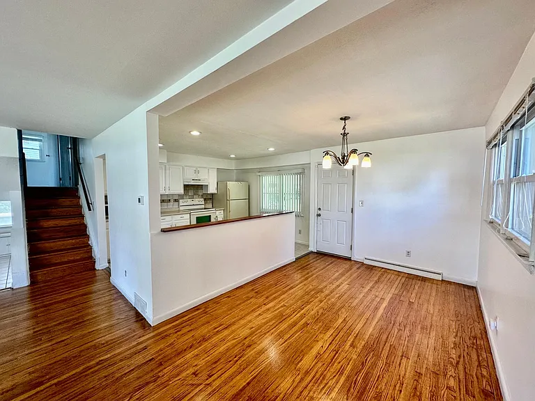 1942 Crooked Oak Dr — Photo 14