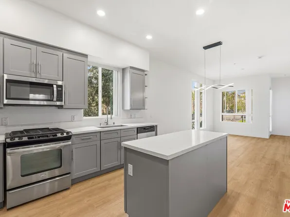 12920 Runway Rd Unit 120, Playa Vista, CA 90094